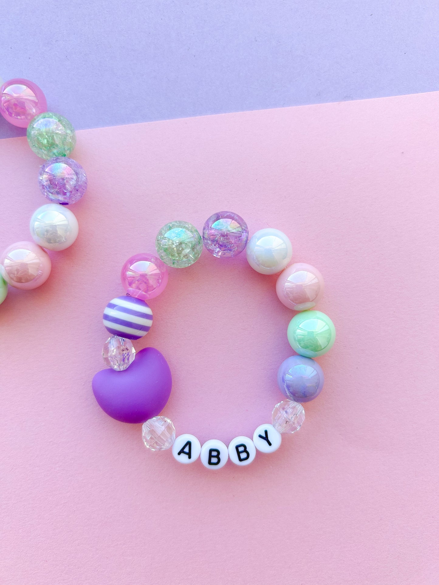 Kids Purple Heart Beaded Charm Bracelet (VAL-3)